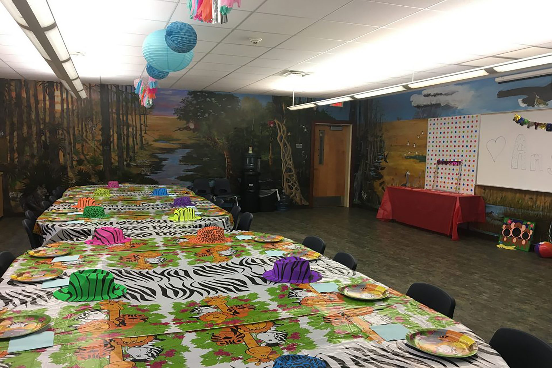 Central Florida Zoo & Botanical Gardens Birthday Party room Central